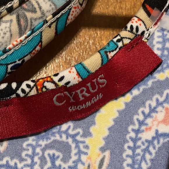 CYRUS- Short Sleeve / Criss Cross in Back Brightly Colored & Patterns Shirt - Picture 3 of 10
